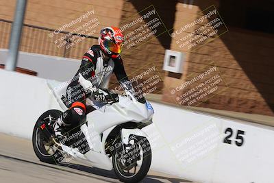 media/Jan-21-2022-Fastrack Riders (Fri) [[90b5309cc6]]/Level 1/Session 1 Front Straight/